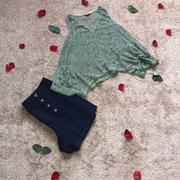 Mesh Top - Picture 2 of 3